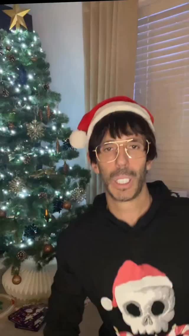 Ted’s Teesside Riddle - Day 8.
Can you guess who the famous Teessider is?
#Teesside #Middlesbrough #christmasriddles #teessideriddles #tedsriddle