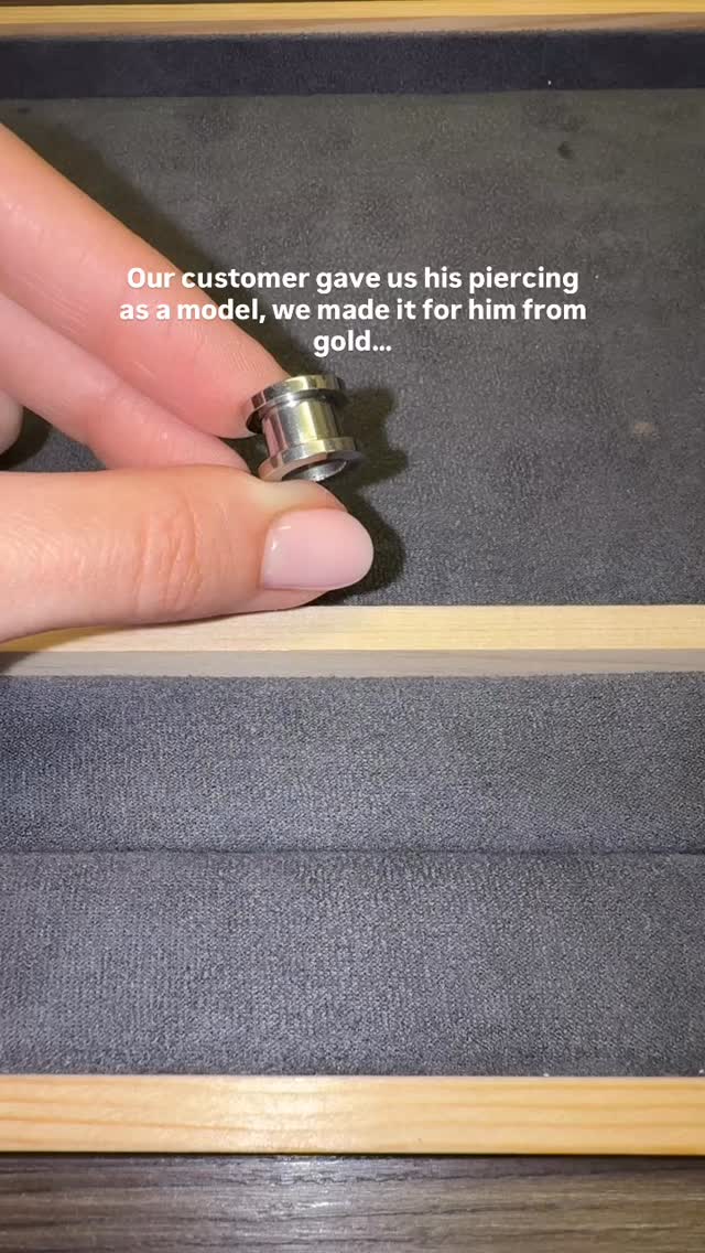 Piercings from gold and diamonds, custom order
#piercingantwerpen