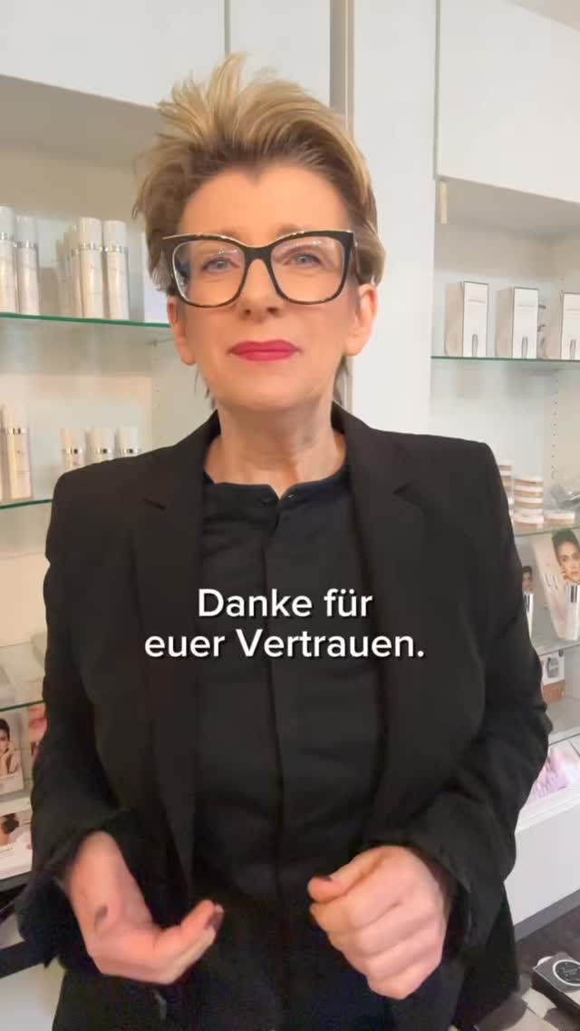 Zum Jahresende wollte ich mir einen Moment nehmen, um Danke zu sagen.
Für Vertrauen. Für Gespräche. Für all die Begegnungen in diesem Jahr.
Danke, dass ihr mich begleitet 🩶
#danke #vertrauen #bestecommunity