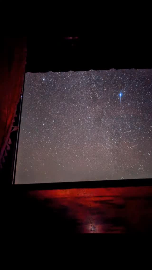 Bas ek khidki, aur kaafi saara aasman.
#himvanliti #starrynight #night #fullofstars #himalayas #kumaon #uttarakhand #nature #stars #nightsky #nopollution #ecoretreat #naturescape #intothewild #sustainability #ecofriendly #stay #home