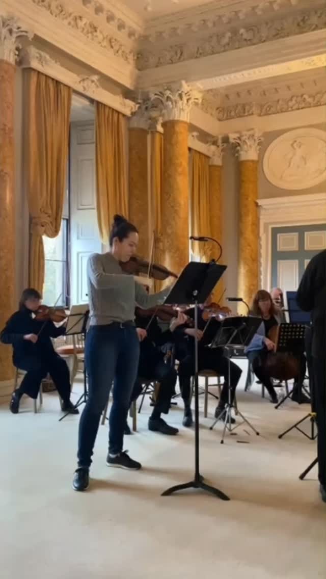"Bach is good for all the bad" said Zuzana Růžičková once and I think there's something in it, right? 💜
Here's a little snippet from today's rehearsal with Warwickshire Baroque Orchestra and Brandenburg 4
Hope you had a nice weekend filled with good music!
Ada xx
Stoneleigh Abbey