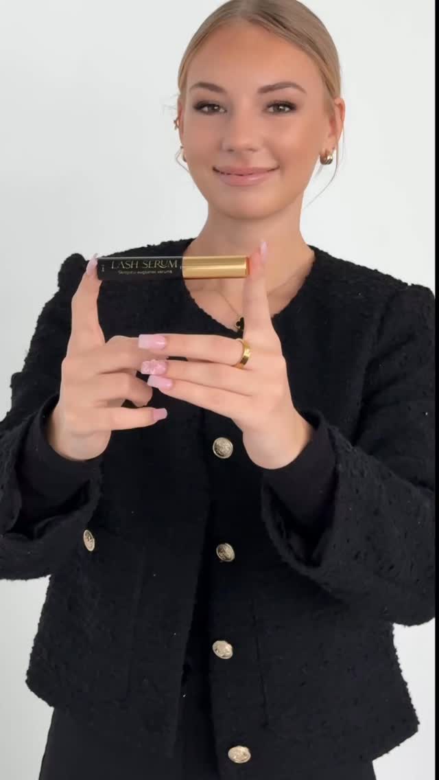 🌸Aktivizē skropstu augšanu un stiprina matiņus no saknēm.
🌸Rezultāti redzami 4–6 nedēļu laikā
🌸100 % dabīgas izcelsmes izejvielas, bez liekām piedevām vai kaitīgām sastāvdaļām.
Pērc tagad🛍️