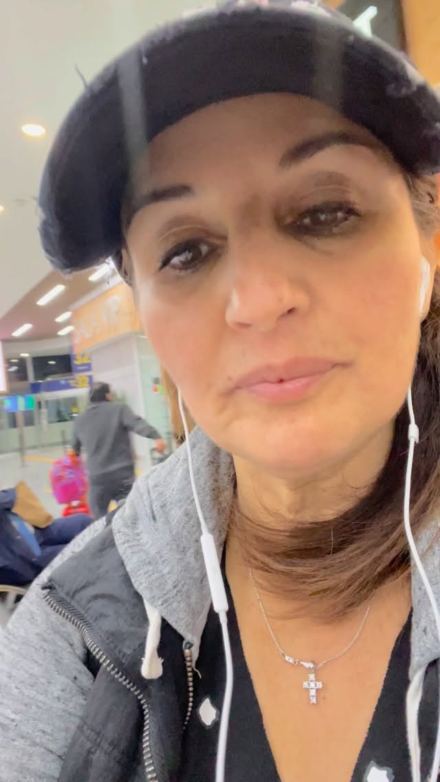 Busco seguidores con conciencia,
Vine a hablar de migración, dignidad y raíces.
#puertasdepapel #migracion #immigration #viral #empatia