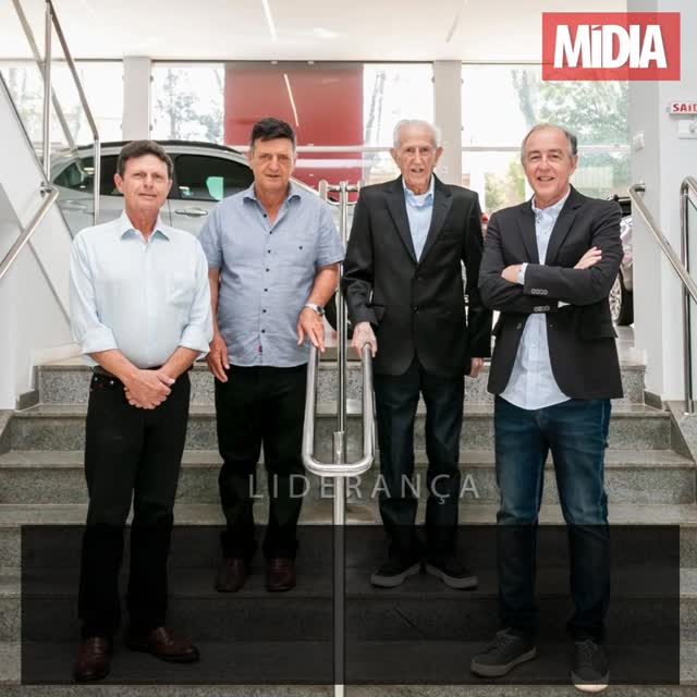 Fundada em 1995 em Guaxupé, a Vime Veículos consolidou-se como o maior conglomerado automotivo com capital integralmente guaxupeano e um dos principais agentes econômicos do Sul de Minas e do interior paulista. A sociedade é composta poe Dr. Carlos Milton Buffoni, Carlos Milton Buffoni Filho, Pedro Buffoni e JoséFrancisco Baldini Elia e completa três décadas de operação contínua. O grupo mantém presença nas bandeiras Fiat, Hyundai e Yamaha, com unidades em Guaxupé, São José do Rio Pardo, Poços de Caldas e São João da Boa Vista, empregando diretamente dezenas de profissionais e movimentando uma cadeia expressiva de serviços e fornecedores.
Leia a reportagem na íntegra.
Link na bio