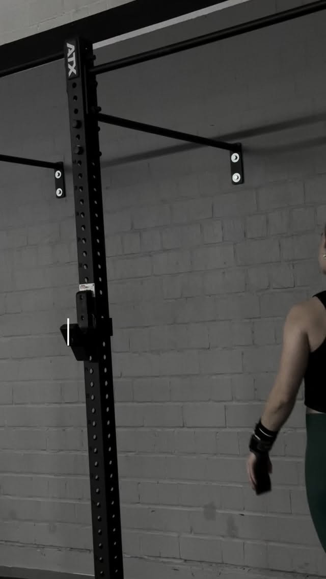 KNACKIGES CORE E4MOM 🚀
.
.
.
#core #functionalfitness #strength #körpermitte #emomworkouts #fitness #fitmum #coaching #nordwalde