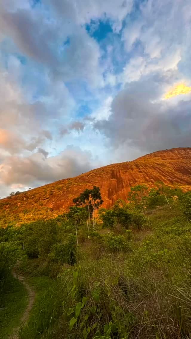 Sunset ride é aqui @montanhaazulmtbpark
#bikelife #bikepark #bikesunset