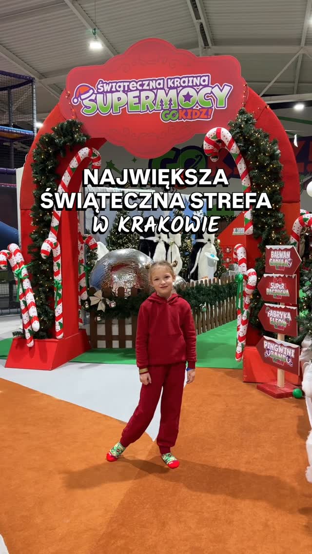 🎄✨ Największa świąteczna strefa w Krakowie ✨🎄
Jeśli szukacie miejsca, gdzie dzieci poczują prawdziwą magię świąt, a rodzice złapią chwilę oddechu – Świąteczna Kraina Supermocy w GOkidz! to strzał w dziesiątkę ❄️🤩
Czeka tu aż 12 interaktywnych atrakcji, m.in.:
⛄ Bałwan Gaduła – interaktywny bałwan
🐧 Pingwini Band – rozśpiewane pingwiny
🎶 Kapela Reniferów – śpiewające renifery
❄️ Kula Śniegula by Mini Melts – zimowa zabawa w piłeczkach
🧸 Miśki Polarne
🎄 Choinkowy labirynt
🍪 Fabryka Elfów – list do Mikołaja i dekorowanie pierniczków
📅 Kalendarz adwentowy z codziennymi zadaniami
Do tego dużo dodatkowych atrakcji, takich jak zjeżdżalnie, labirynt, tory przeszkód, wielka poducha do skoków czy specjalna gwiazdkowa misja.
☕️ W GOcafe rodzice mogą odpocząć przy zimowej herbacie lub sezonowym menu.
📍 GOkidz! Kraków, ul. Rzemieślnicza 20G
🕒 pn–pt 10:00–20:00 | sb–nd 9:00–21:00
🎟️ atrakcje w cenie biletu | opiekun wchodzi z dzieckiem na jednym bilecie
✨ Świąteczna Kraina Supermocy – tu naprawdę czuć magię świąt ✨
Zapiszcie to miejsce na zimowe wyjście! ❄️🎅
#gokids #krakowzdzieckiem #atrakcjedladzieci #krakow #krakowplaces
• Atrakcje dla dzieci w Krakowie • GoKids • Kraków • Kraków z dzieckiem •