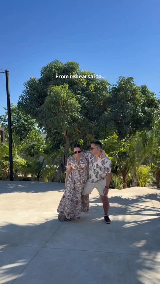 One of my favourite moments from the wedding 🥹
The confetti are biodegradable rice paper 🤍 one of my past brides @sollapark_ did this and I was obsessed
Venue: @bajalunamexico
Planner: @joyfulevents.ca
Photography: @victorianyquvestphoto
Videography: @kylehustis
Content Creator: @idodiaries_
Bride’s HMUA: @alisha_hopps
HMUA (family): @loscaboshairandmakeup
Florals: @cristinag__florals
DJ: @emmanuelibarradj
Dress: @novellebridalvancouver x @watters
Veil: @janerhyanthecollection
Rings: @shopspence
Tux: @indochino
Tablecloth: @bespokedecor
Transportation: @caboshuttleservicesmx