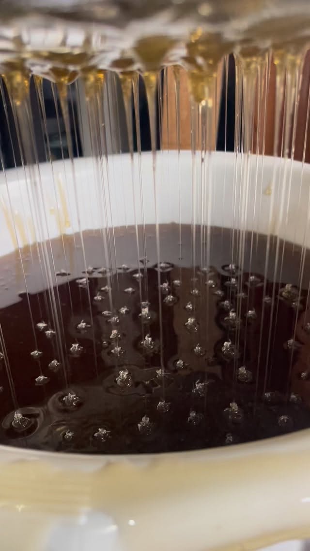 Every drop counts 🍯
Greek organic honey
#greekhoney #greekproducts #honey