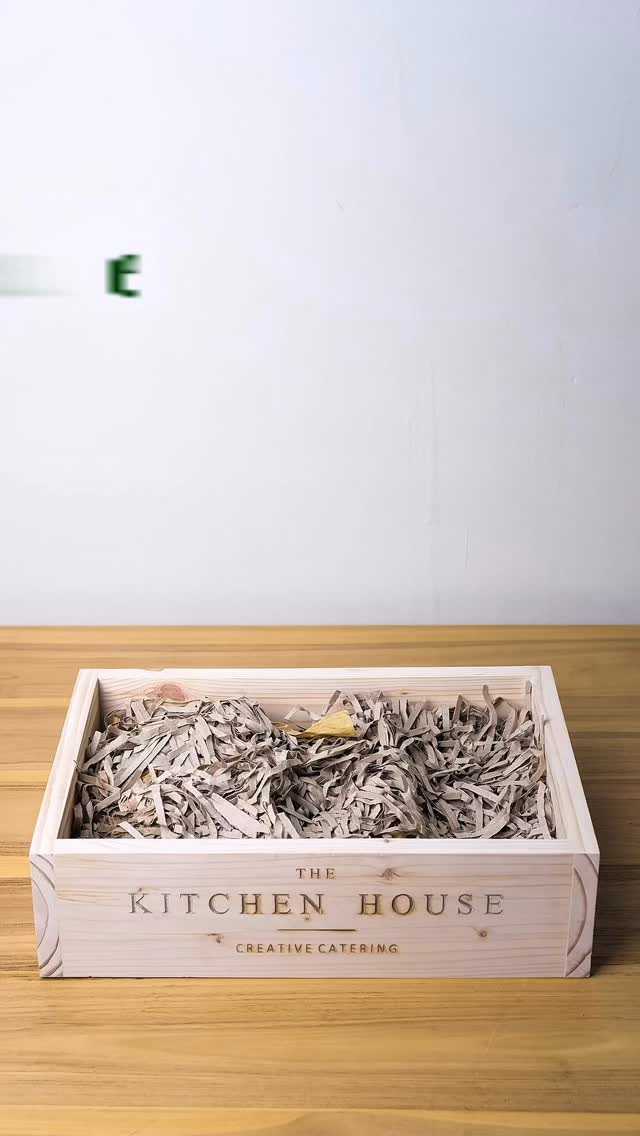 Our largest Christmas hamper is here, the one that says “I adore you” without you having to do any of the Christmas running around.
Packed with beautiful TKH staples, homemade festive treats, and all the goodness you’d want to gift someone special.
Pre-order, choose your delivery date, and we’ll handle the rest. 🎄✨
#BaliChristmas
#ChristmasHampers
#GiftIdeas2025
#TheKitchenHouseBali
#HolidayGifting