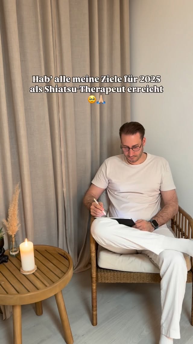 Keine Insolvenz, keine gebrochenen Rippen 😂
Erzähl mir gerne, welche Ziele du 2025 hattest 😎
#shiatsu #unternehmer #ziele #2025 #health