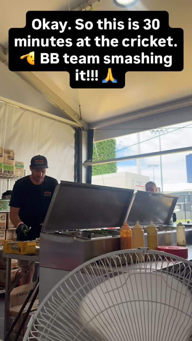 All day everyday - here for your snack needs at The Ashes. Breaky tacos available as soon as gates are open. @adelaideoval
#tacos #tacotruck #adelaideoval #theashes #cricket