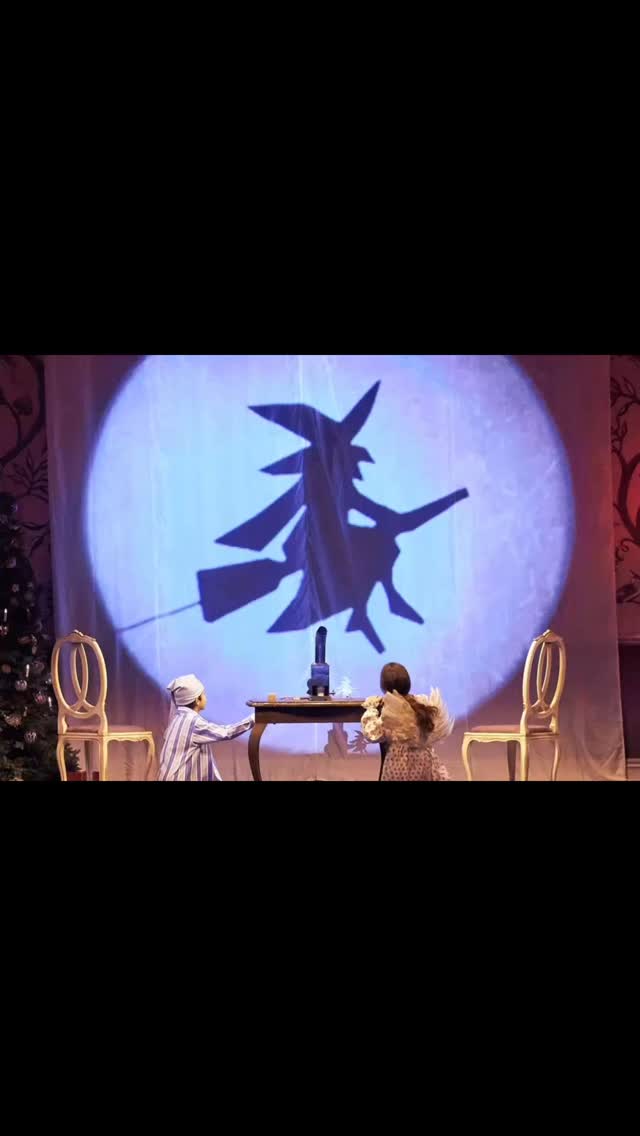 HEUTE werde ich VATER 😎 Frohe Weihnachten 🎄 mit HÄNSEL & GRETEL 🎶 @Clemens Unterreiner @wienerstaatsoper @viennaphilharmonic #ClemensUnterreiner #unterreiner #kammersänger #wienerstaatsoper #hänselundgretel 📸©️CU | Wiener Staatsoper Michael Pöhn |