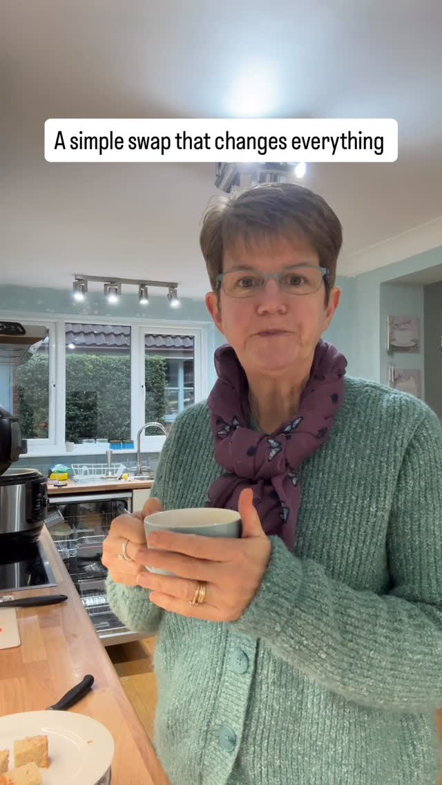 🗣️ The language we use with ourselves matters more than we think. Clients I work with know how I stress the importance of positive self-talk!
🧑💻 When you say “I have to go to work,” “I have to make dinner,” or “I have to deal with this,” your subconscious hears obligation, burden and pressure. It can often trigger resistance and resentment.
🔄 But when you swap it to saying “I get to” - something interesting happens.
🌼 “I get to go to work” reminds your mind you have employment.
🌼 “I get to make dinner” acknowledges you have food and people to feed.
🌼 “I get to deal with this” reframes challenges as opportunities that you’re capable of handling.
It’s not about toxic positivity or pretending everything’s perfect. It’s about gently redirecting your mind towards what’s present rather than what feels heavy or a burden.
Try it! Notice how your body responds differently when you swap “have to” for “get to.”
Small change, big impact. I love it! ❤️
Self-care is essential - and so is positive self-talk!
#swap #selfcare #words