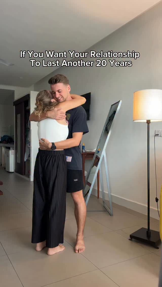 1. I really want to understand what you’re feeling, I’m here
2. I see why that hurt, and I want to repair this with you
3. You matter to me on the good days and the hard ones
4. I’m a bit off today, it’s not about you.
5. If you need space, I respect it and I’ll be here when you’re ready
6. I didn’t realise I caused pain, thank you for telling me
7. We’re a team, let’s work through this together
8. Even when things get messy, I still choose us
9. I didn’t handle that well, can we try again
10. Help me understand your perspective, I’m listening
11. Thank you for being patient with me while I grow
12. I love you for who you are, not what you do
13. That wasn’t fair of me, I can own that
14. Let’s pause and come back to this when we’re calmer
15. I hear you, your feelings make sense
16. You don’t need to have everything figured out, we can work it out together
17. I notice I get defensive sometimes, I’m working on that
18. This is hard for me too, but I want to stay present with you
19. I’m not trying to win, I’m trying to connect
20. Your honesty matters to me, even when it’s uncomfortable
These phrases aren’t about being perfect. They’re about being emotionally safe, responsible and willing to repair.
And when repair becomes quick and consistent, the whole relationship strengthens, not slowly, but immediately.
If you want to learn the communication skills that make your relationship feel safer, calmer and more connected. 💬 Comment “handbook” and I’ll send you a link to my affordable ebook Conflict to Connection.