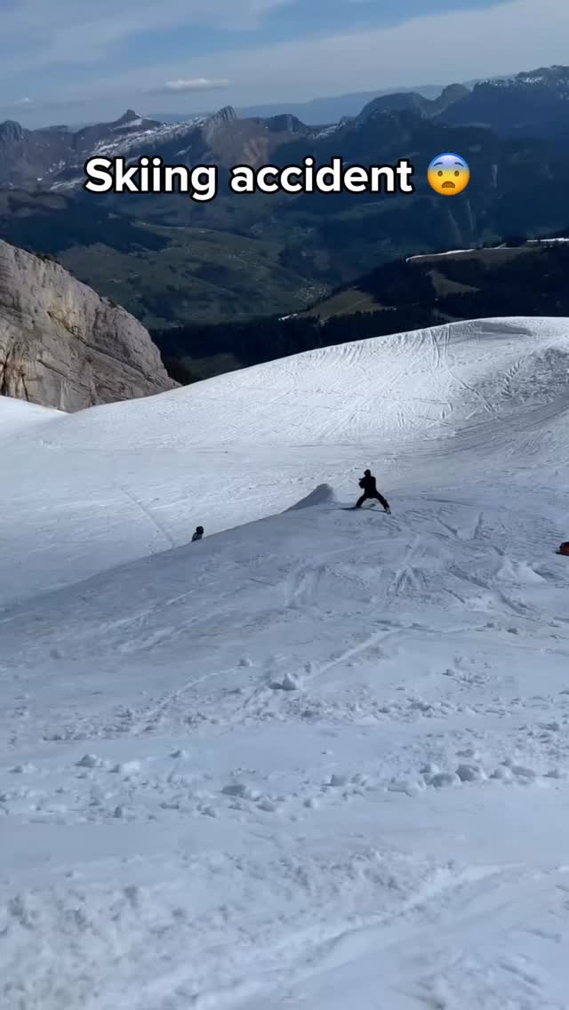 Skiing is so dangerous π¨
#skiing #onlinejob #remotejob