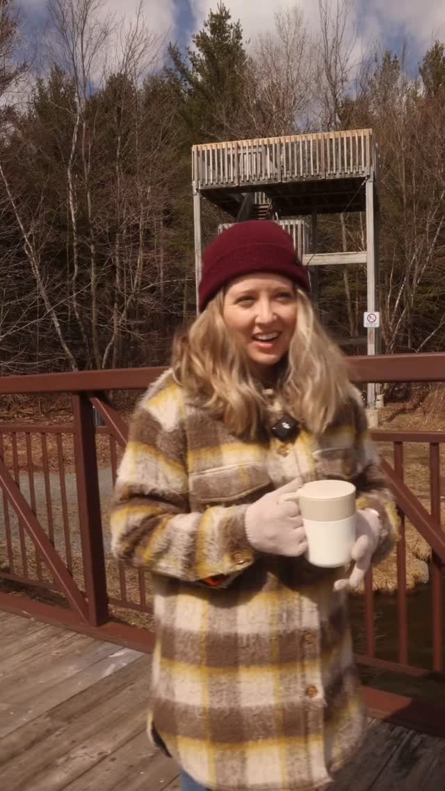 𝒞𝒶𝒻é & 𝒿𝒶𝓈𝑒𝓉𝓉𝑒 #️⃣5 ! En m’écoutant, je pense que j’ai peut être vraiment un déficit de l’attention 🤷🏼♀️😉!
Cette fois-ci, je vous parle de 𝐄𝐧𝐥𝐚𝐜𝐞-𝐦𝐨𝐢. Des fois l’inspiration vient de plusieurs endroits et je colle les morceaux. Ça donne une chanson. Fou pareil.
#borduasmusique #borduas #cafejasette #musique #inspiration #création
📹 @olitakesshots
@productionsfleche