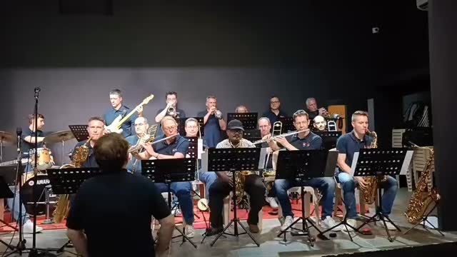 Collaborating. Learning. Creating music together.
A glimpse into today’s workshop at BSM with @boschbigband
In association with Bosch Bengaluru Jazz Fest.