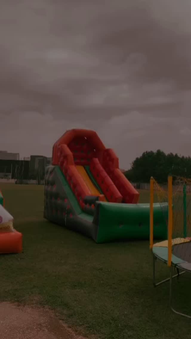 Seu evento de Natal merece brinquedos incríveis…
As datas para dezembro estão encerrando mais rápido do que nunca!
Não deixe para depois — reserve agora! 🎄🔥
📞 (11) 91280-6949
🌐 brinquedosmaktub.com