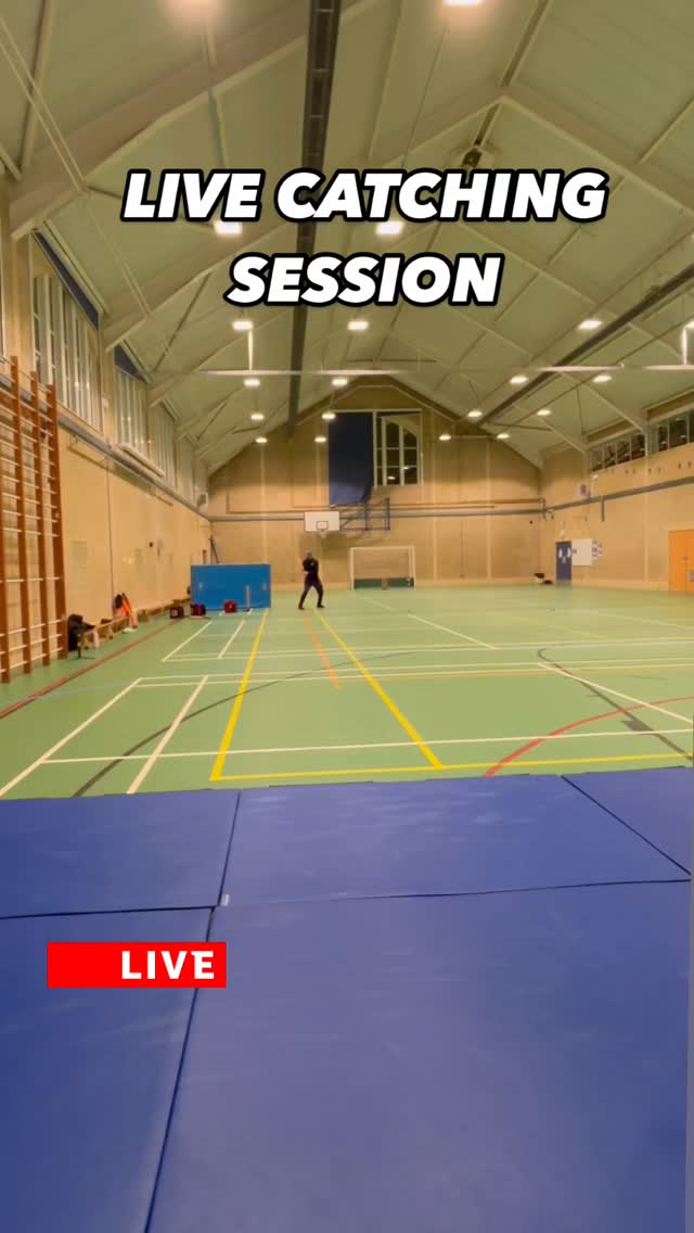 CATCHING SESSION - UNEDITED
A brief (2.5min) unedited insight into our catching sessions off the bat.
Specific feedback and adjustments throughout, a working conversation.
#fielding #cricket #athletic #live #catch