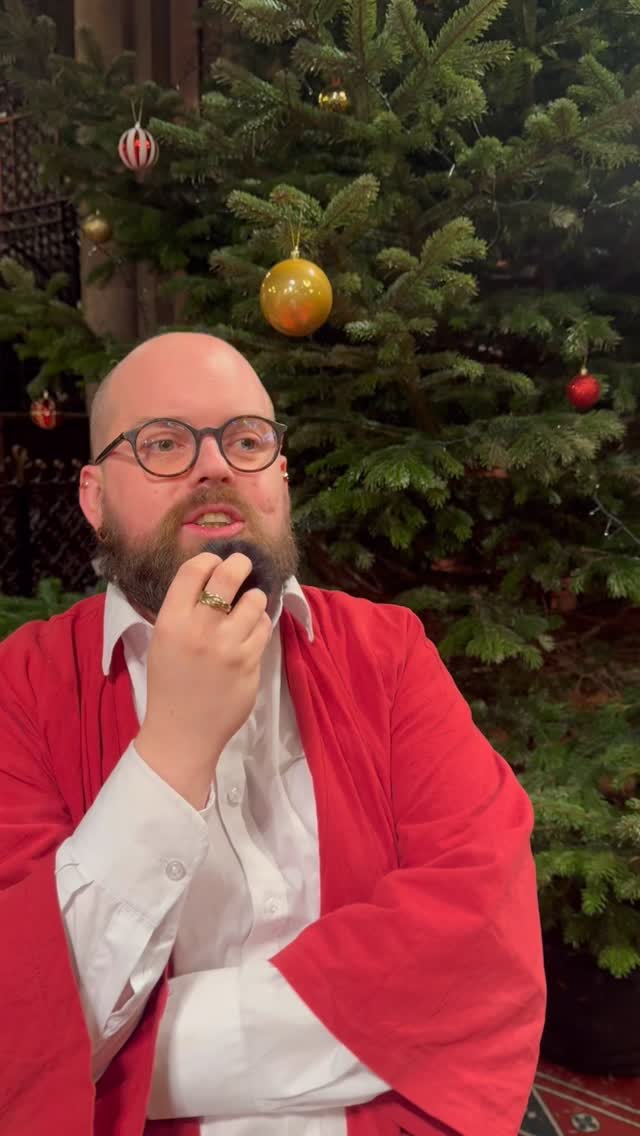 Have you ever heard a tuba cadenza? 🎶 Well, you're about to! Link to Christmas concert tickets in bio~ 🎟️ ⛄️ 🎄
.
.
.
.
.
.
#lgsw #londongaysymphonicwinds #londonlgbt #londonlgbtq #londonmusic #londonxmas #londonchristmas #london #londonculture #queerlondon #uklgbt #christmasinlondon