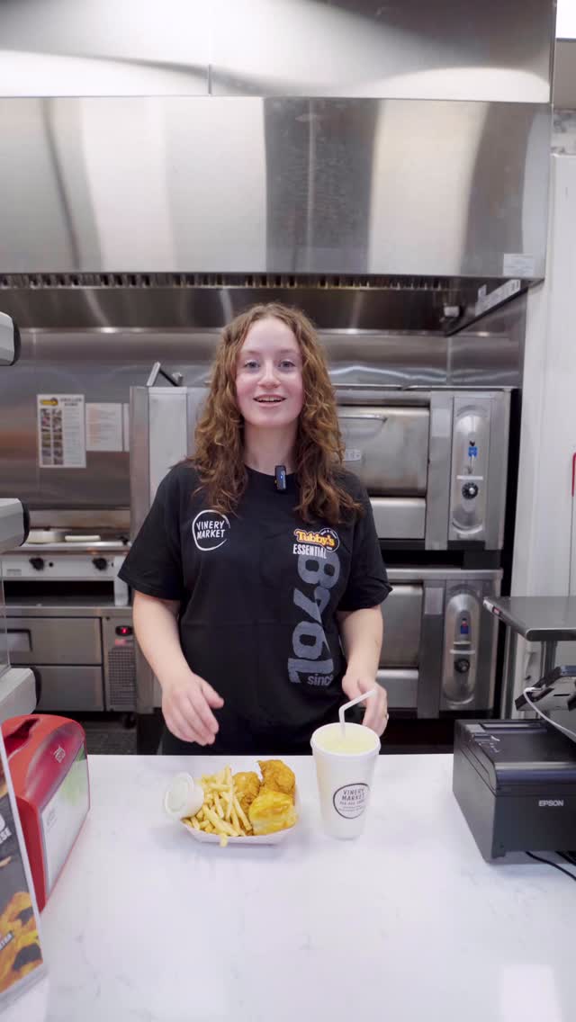 🔥 Lunch just got LEGENDARY!
Pull up for Vinery Market’s 5 for $5 MEAL DEAL and fuel your day the right way! 😤🍗
Get 2 fresh hand-battered chicken tenders, crispy fries, a warm honey-butter biscuit, AND a fountain drink… all for just $5. Yes, you read that right — FIVE. DOLLARS. 🤯✨
⏰ Available every day from 11AM–2PM
📅 Valid until 12/31/25 — don’t sleep on this deal!
Vinery Market is feeding the city. Come get yours! 💯🔥
📍 3976 Pelham St, Dearborn Heights, MI
☎️+1 (313) 562-2880
⏰ Open 7 Days