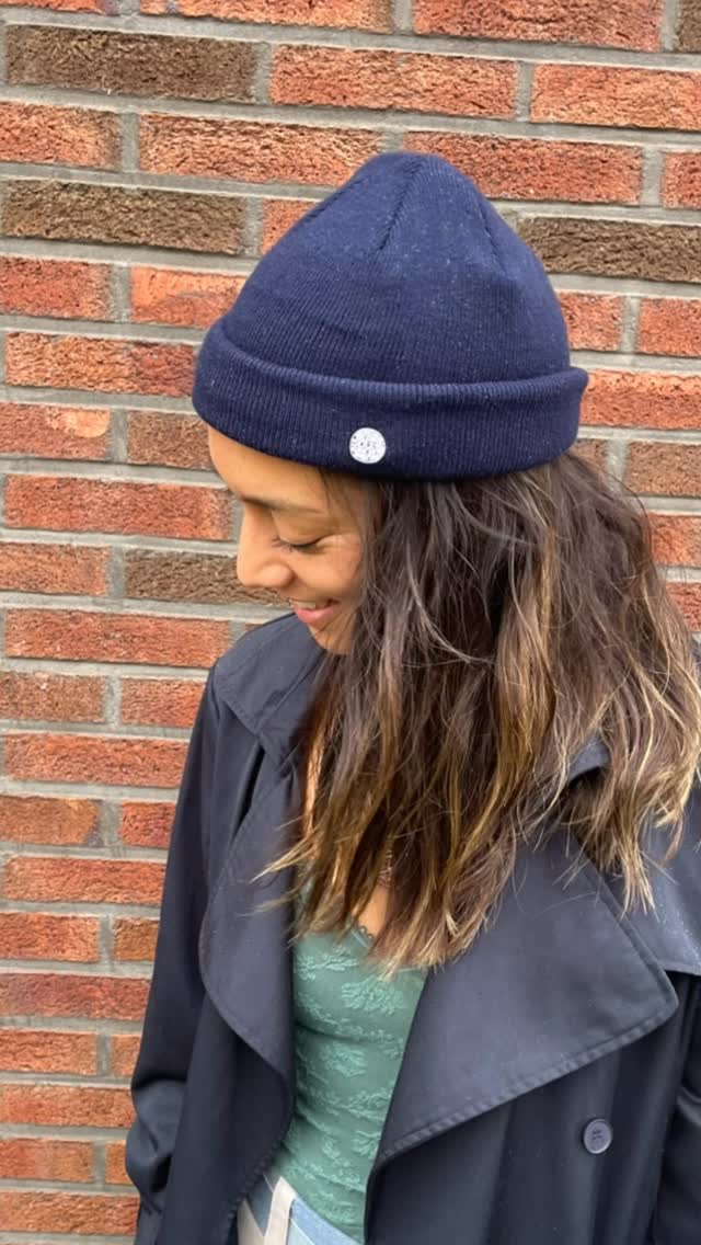 “Yo yo yo! Do you think fisherman or sailor beanies are only for men?
Well… check this out. This lady is rocking her sailor beanie like hell.
At Soulgoodiez, we don’t think in gender — we think in style and attitude. Join the Soul Club now. Peace out.”
Dm your color to order ⚫️🟢🔵
#genderlessfashion #beanie #unisex #sailorbeanie #fishermanbeanie #getyoursnow