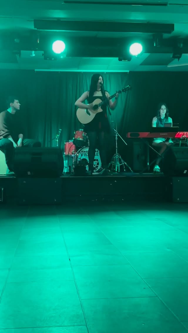 Daisy Skelton
Battle of the Bands
#battleofthebands
#haslemerefringefestival
#haslemere
#festivalseason