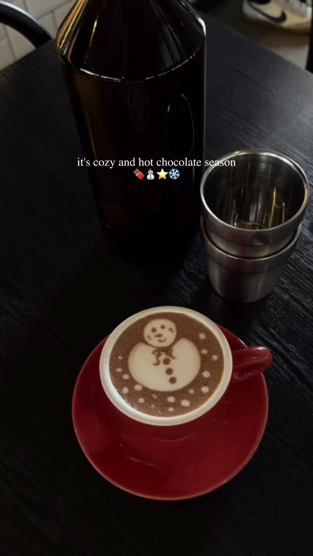 cup tasting of christmas 🍫🌨️⛄️