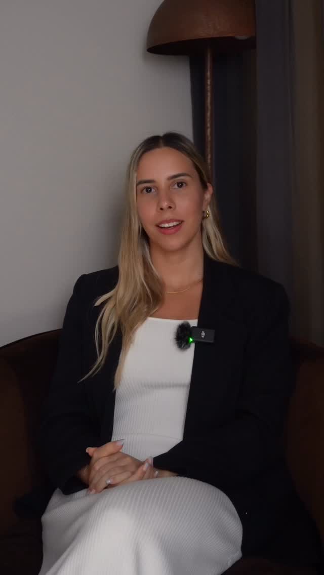 If your Meta Ads are hard to scale, this is usually why 👇
✖️Volume
You need enough creative in your ad account for the system to actually learn. A couple of ads running at once isn’t a strategy. Consistent performance comes from giving the platform enough signals to work with.
✖️Variety
Different hooks, formats, products, problem-aware vs solution-aware messaging. If all your ads look and sound the same, you’re only speaking to one type of buyer.
✖️Velocity
How fast you launch new unique ads matter. The brands seeing steady growth right now aren’t waiting 3-4 weeks, they’re launching ads quickly and often.
When one of these three V’s drop off, performance usually follows!