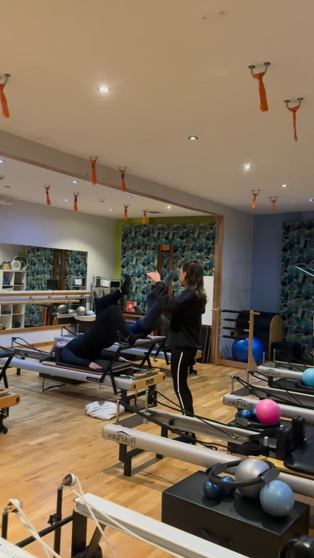 Why Pilates Reformer ? 💭
The Reformer’s springs let you create constant, smooth resistance throughout the entire range of motion. This challenges the muscles differently than gravity-based exercises and helps strengthen.. ..
• Quads
• Hamstrings
• Glutes
• Calves
Why not try one of our Pilates Reformer classes this week? If you have any questions, pop a comment below or message us direct.
#pilates#pilatesreformer#reformer#reformerpilates#suffolkfit#suffolkfitness#suffolkpilates#newmarket#newmarketpilates#newmarketpilatesstudio#pilatesreformerexercises