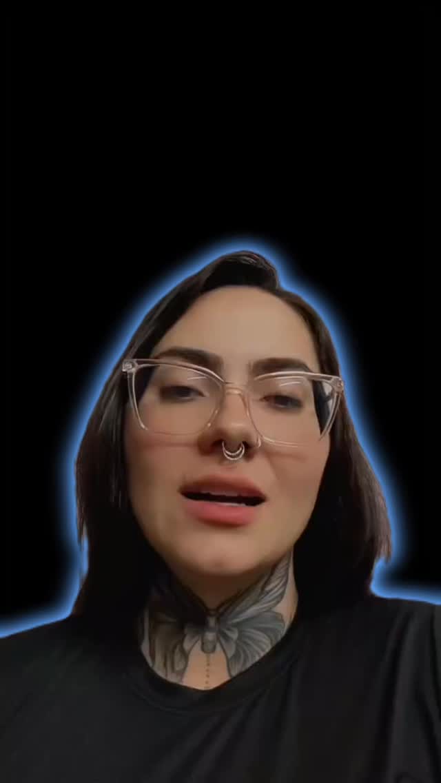 Esse é o sinal que você precisava pra aproveitar a 🖤 BLACK do GG 🖤 @graoficial te amamos! 💖
👉 Mais informações das promoções nos stories!
#gracyovos #canva #poledanceguaruja