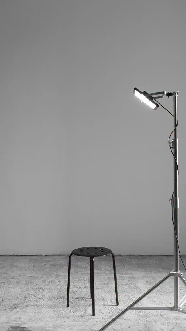 Eric Barrita compositor y guitarrista de @musicadebarroax nos invita a escuchar una de sus recomendaciones musicales! #cordobalab
.
.
.
#galeriaoaxaca #arteoaxaca #arteoaxaqueño #jalatlaco