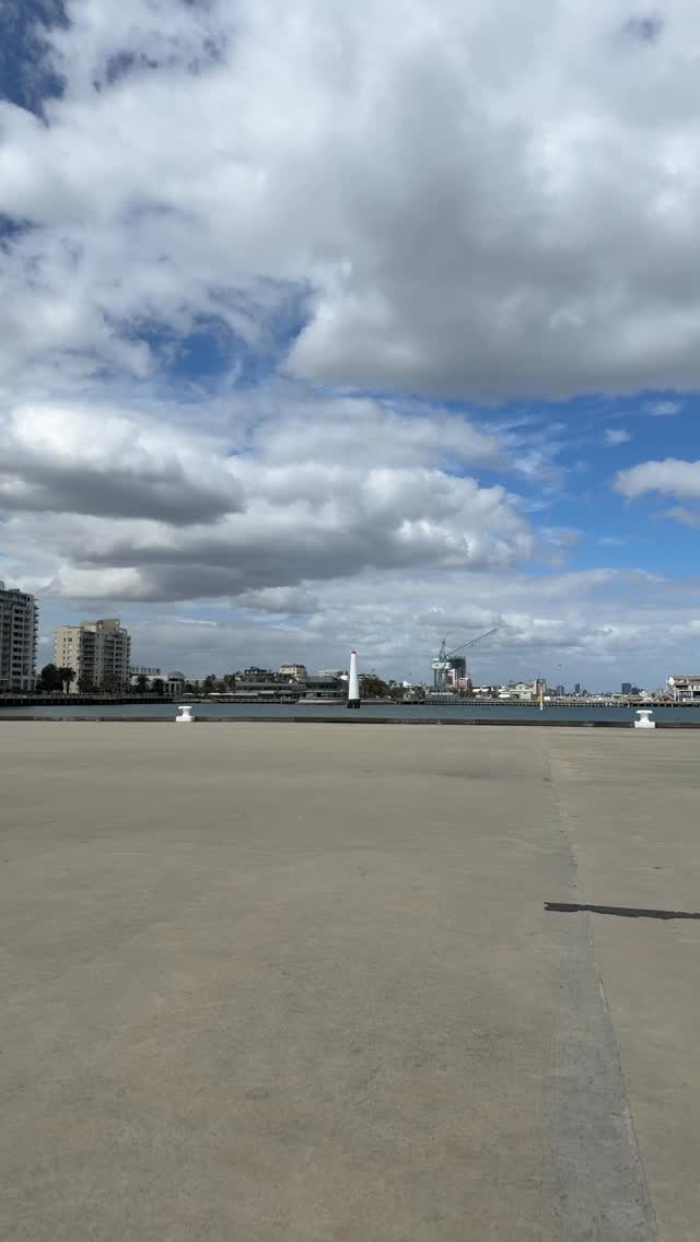 Every jump counts⦠when u donāt fall!! šš #rollerskating #skaterboy #skater #letsskate #skating #outdoorskating #jump #skatelife #pattinaggioartistico