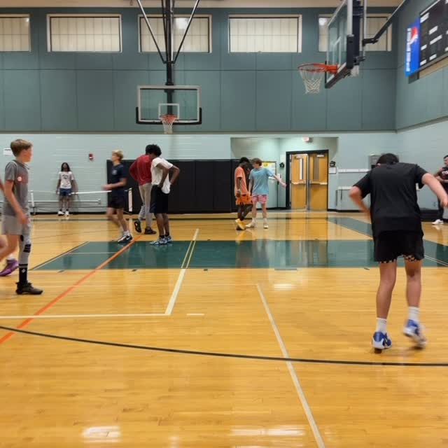 Just a Tuesday night having fun!