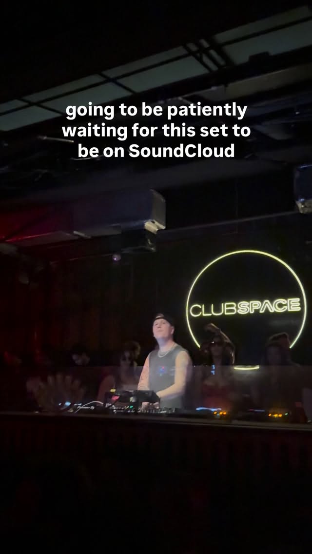 the amount of new music that was played>>> @laytongiordani is only going up 🚀
#edm #clubspace #laytongiordani #madminds #nowplaying