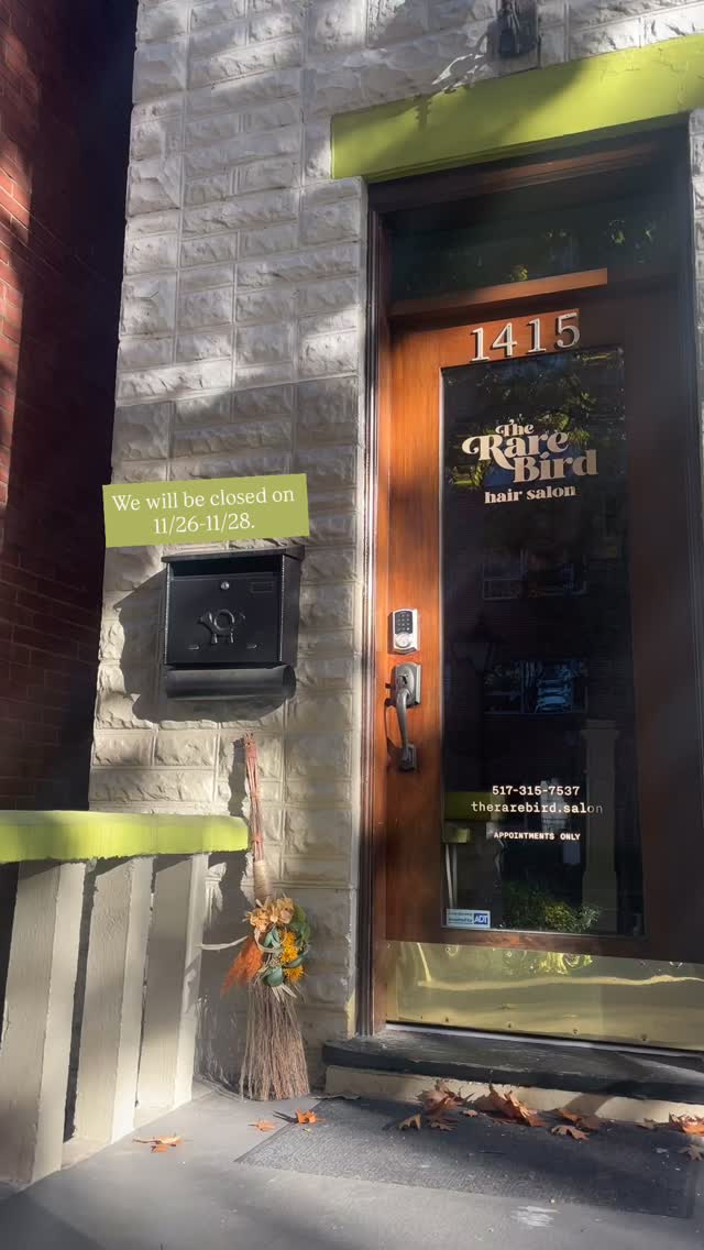 We are closing on 11/26 through 11/28 to spend time with our families for holiday. As I’m sure you know, holiday season is coming. We would love to see you before the year ends. Please book your next visit using the link in our profile.
#dmvhair #dmvsalon #therarebirdsalon #dmvhairstylist #vahair #dmvhairstylist #vahairstylist #vahair #vahairstylist #alexandriava