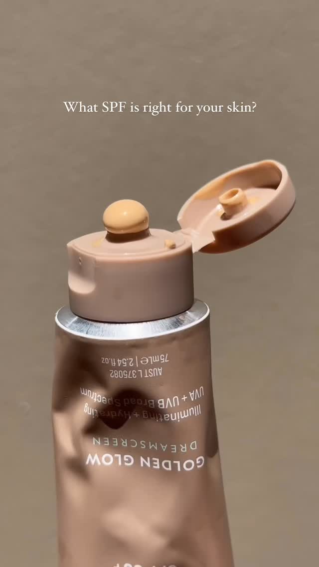 Which Airyday sunscreen is best suited for your skin?
In clinic we stock face & body spf. 🌞
Summer is well and truly upon us, protect your skin against UVA & UVB rays. ⭐️
What’s your favourite sunscreen? Drop a comment below 👇🏼
📍524 Glenferrie Rd, Hawthorn
📞 0466 034 938
🖥️ www.pristinepores.com.au
•
•
•
•
#skin #skinhealth #sunscreen #sunprotection #pristinepores