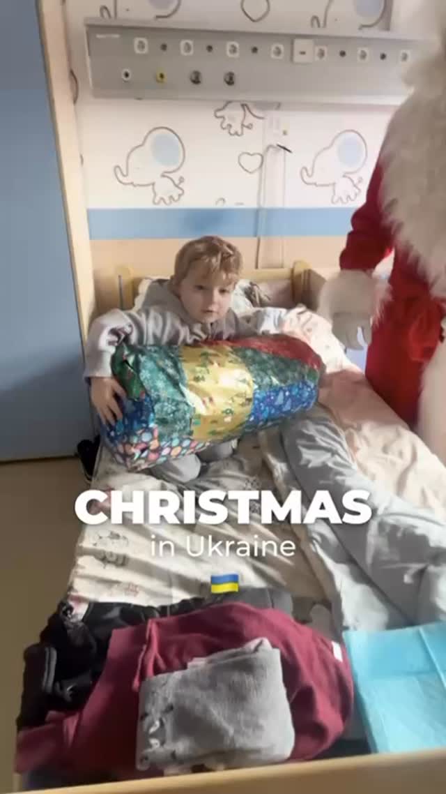 In December, we organized a Christmas initiative for children living in especially difficult circumstances in the Dnipro region, together with @prevailtogether_eng
Our team visited hospitals, emergency shelters and an orphanage, reaching 222 children with gifts.
Despite the visible impact of the ongoing war, our focus was on creating moments of joy, care and normality. The gifts were purchased locally and wrapped individually to make every child feel seen and valued.
For many, it was a rare moment of laughter and lightness — a reminder of how powerful even small moments of happiness can be.