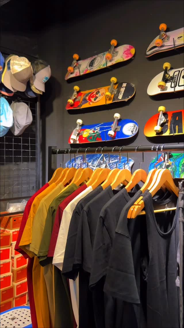 Our Nikunja outlet is now ready with the new winter collection and lifestyle essentials.
Visit us soon and grab your favorites before they’re out of stock!