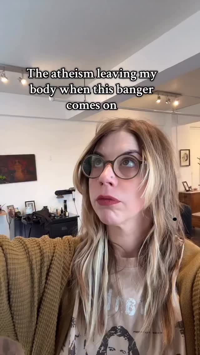 Atheists and believers. Evangelicals and ex-vangelicals. Saints, sinners, heretics and even vegans. Everyone's welcome! No proselytizing, just Christmas jams for all. Join us Sunday at @wayfarercm!