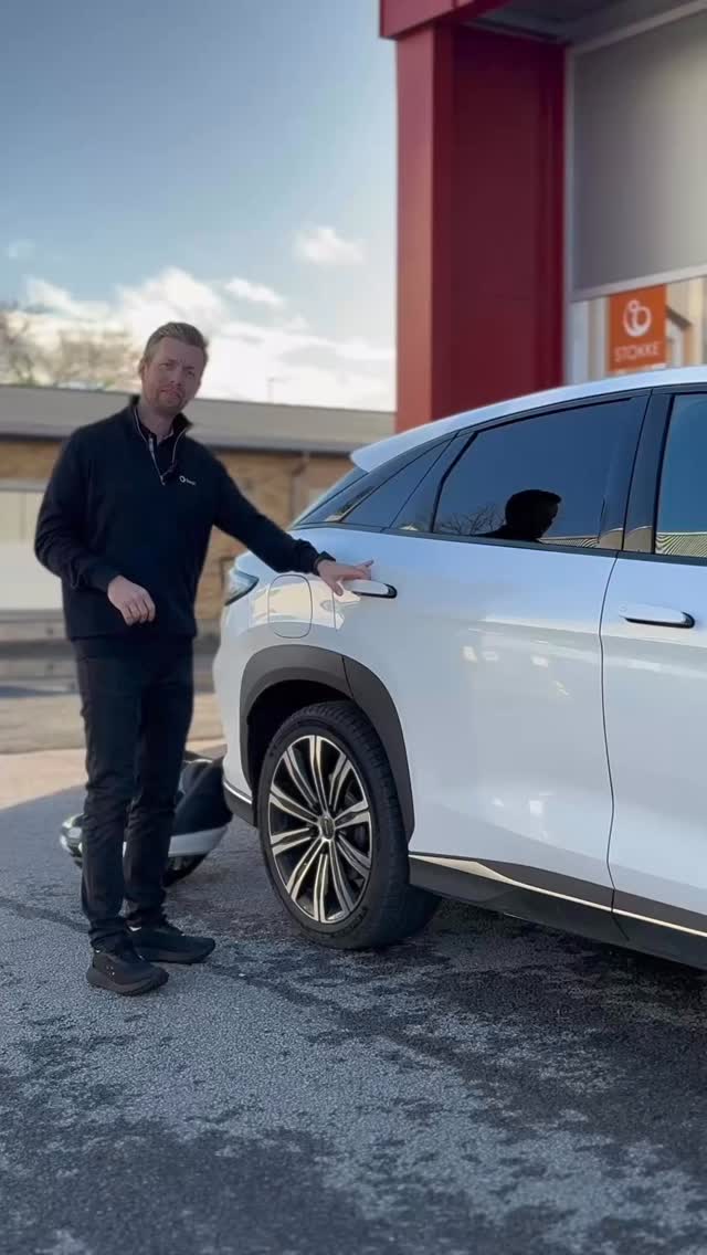 Siste episode i vår barnefamilie-serie 🧑🧑🧒🧒
Her deler vi våre beste tips og triks, og igjen hvor god plass det er i BYD Sealion 🚘🤩
Takk til @barnashus for testing av produkter, superhjelp for alle småbarnsforeldre!
Hva vil dere se mer av? Flere familie-tips, biltips eller noe annet?👀 Legg gjerne igjen en kommentar!
#bydsealion #biltips #bilforhandler #småbarnsliv