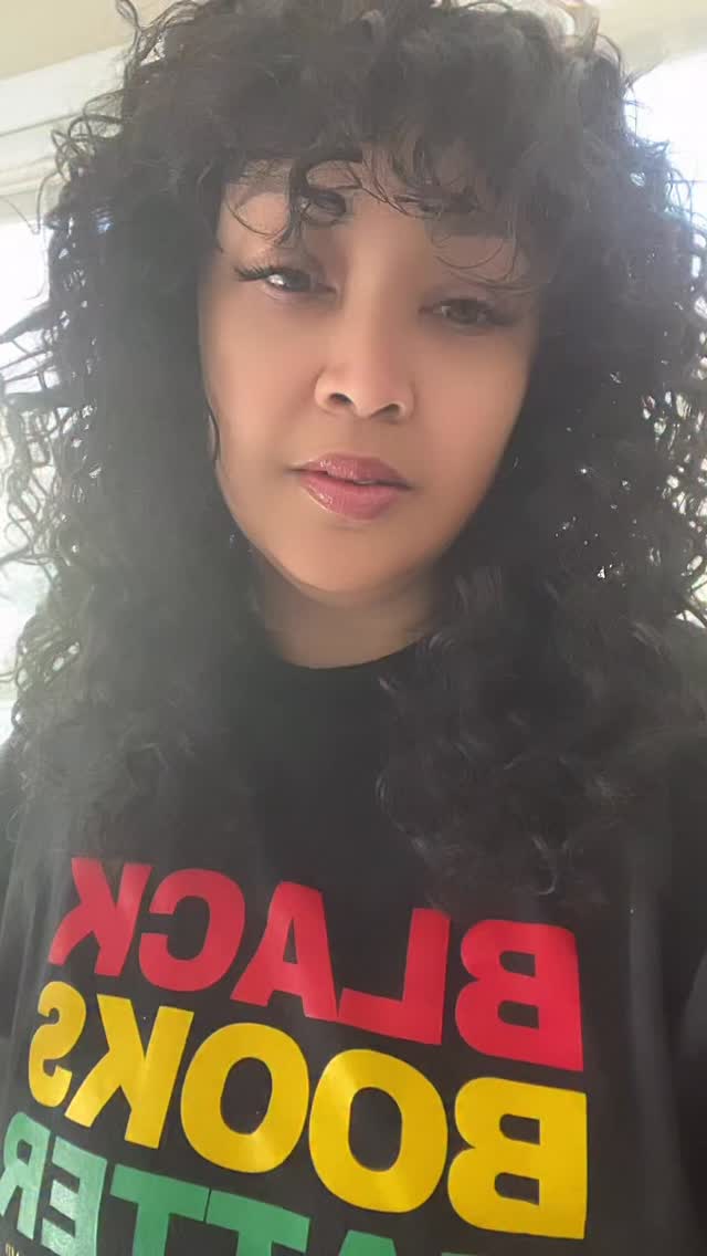 One more dayyyyy!! SAVVYās on-screen debut is TOMORROW on the CW network at 8pm ET. The app is available for free! #bookadaptation #movierelease #blacklove #bookstagram #blackromance #authorsofinstagram #