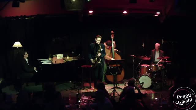 Last week at @peggysskylight
Thanks for coming out Nottingham!
.
This week I’m heading back to my hometown to play @upstairsatcherryreds . This will be the last gig of the year for my full band! #birmingham #jazz #ukjazz #music #band #swing #bebop #sax #tenor #saxophone