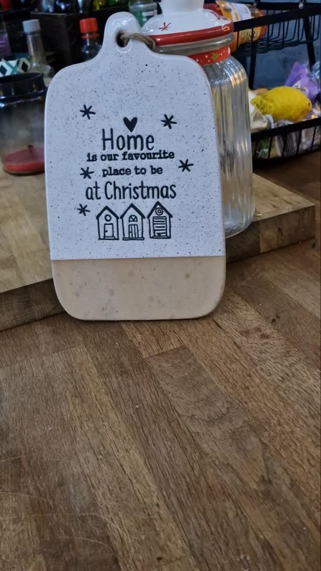 MY HOME AT XMAS
When I'm not working home is my fave place.!
Especially at xmas🤶🎄