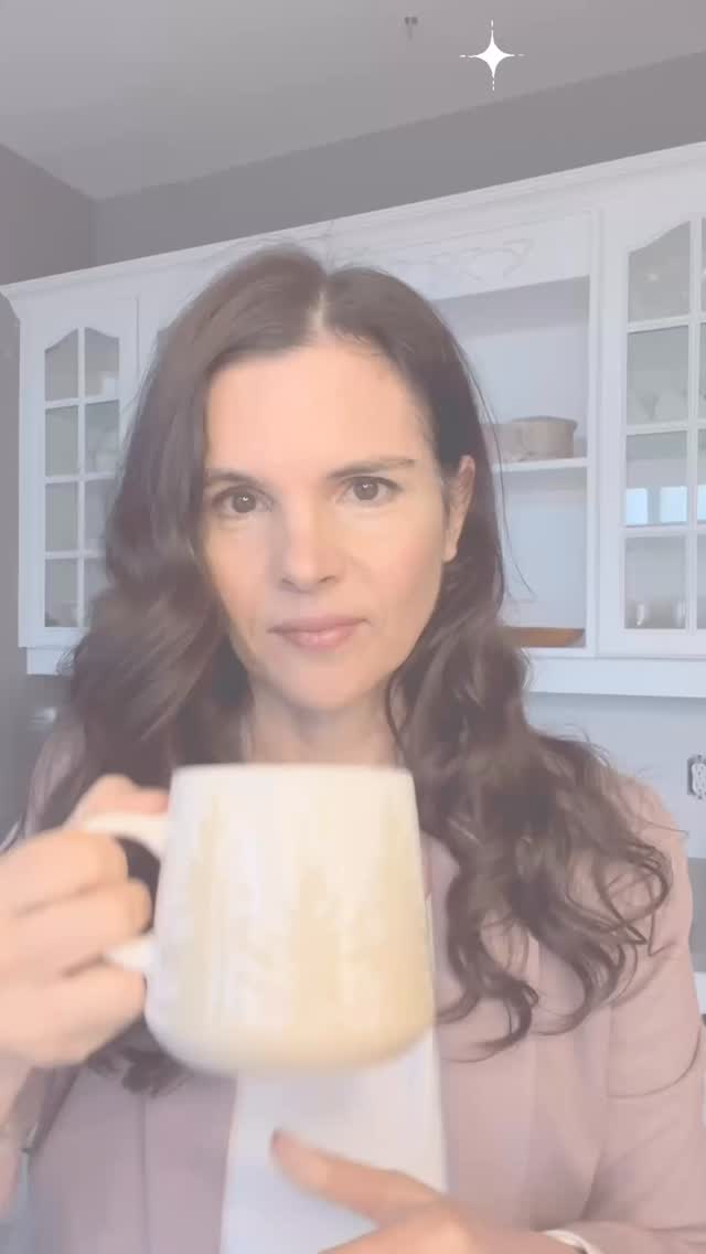 4 weeks.
Thatās all it took for my latest client to:
⨠Reduce bloating
⨠Improve bowel movements
⨠Calm inflammation
⨠Clear her skin
⨠Feel more energy
When we support gut bacteria, balance meals, reduce inflammation, and personalize probiotics ā things change fast.
If you want to know which gut test you need, comment TEST and Iāll send you my quick quiz.
#guthealthtesting #stooltest #perimenopausehealth #inflammation #nutritionist #guthealingjourney