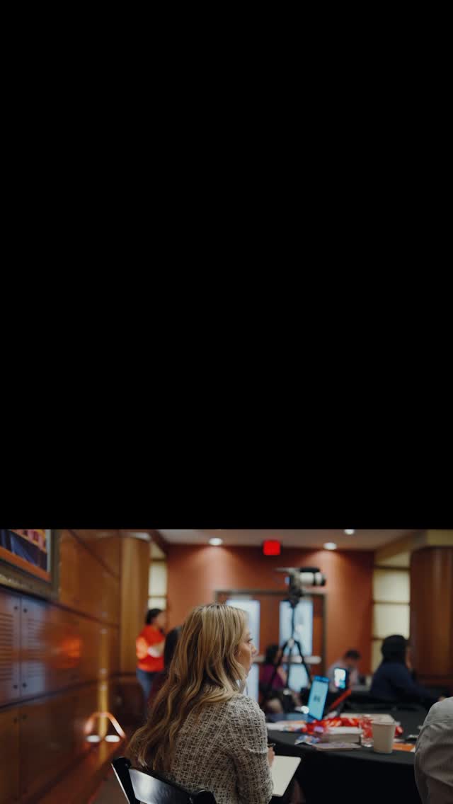 For the second year in a row, we partnered with @kcsourcelink to host GEWKC sessions in Spanish. Thank you to all the entrepreneurs who participated, to the KCSourcelink team, and to everyone who joined us. See you next year! #befresco 🦩
Por segundo año consecutivo nos aliamos con KCSourcelink para llevar acabo sesiones de GEWKC totalmente en español. Gracias a todos los emprendedores que participaron, al equipo de KCSourcelink y a cada persona que nos acompañó. ¡Nos vemos el próximo año!