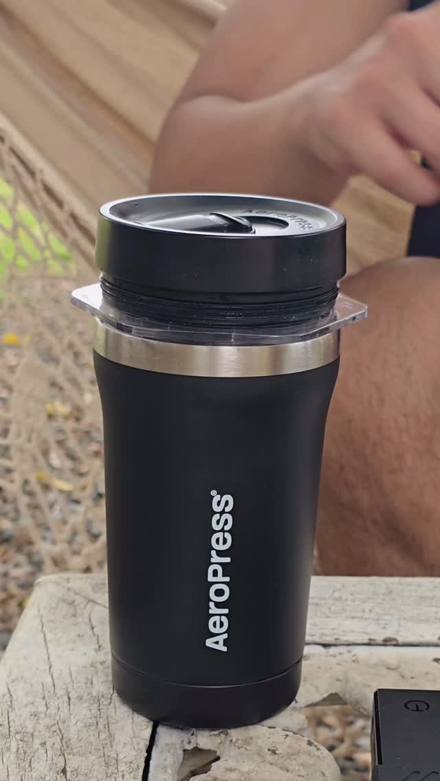 Un espresso intenso, con cuerpo y crema… hecho con AeroPress. El Flow Control transforma tu preparación y te da una extracción suave y consistente desde casa.
Encontranos en nuestro showroom de Asunción y CDE o en www.xpecialty.com.py
#xpecialty #aeropress #flowcontrol