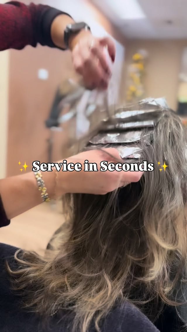 So good 💋🤌
.
.
.
.
#artehairstudio #bellevuehair #arte #bellevuesalon #bellevuehairsalon #rentonwa #rentonhairstylist #modernsalon #bellevuehairstylist #bellevuewa #highlights #holidayhair #pnwstylist