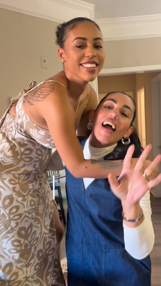 😂 but also 🥰 Happy Thanksgiving my heart is full.